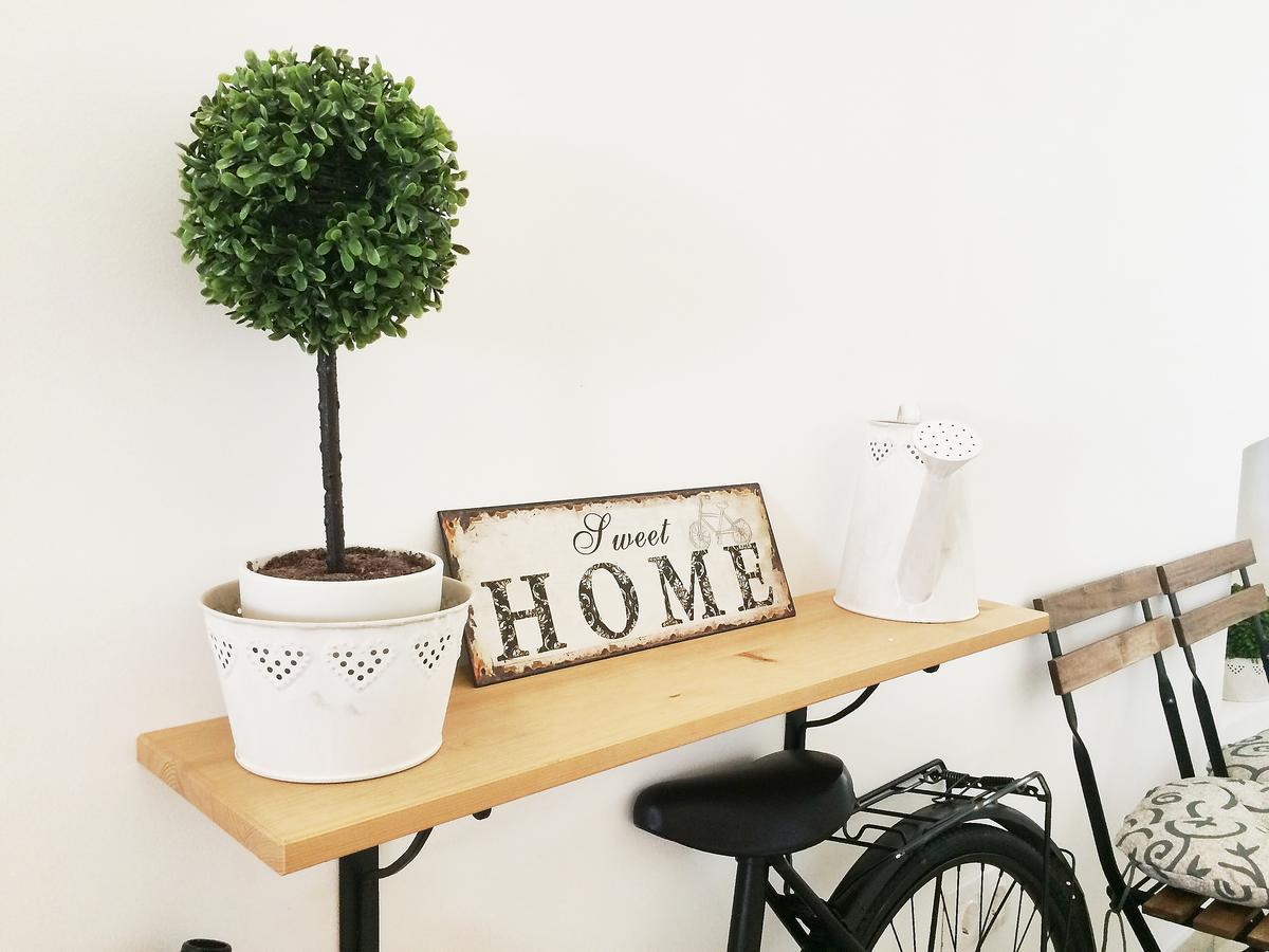 Shabby Chic | Apartment *